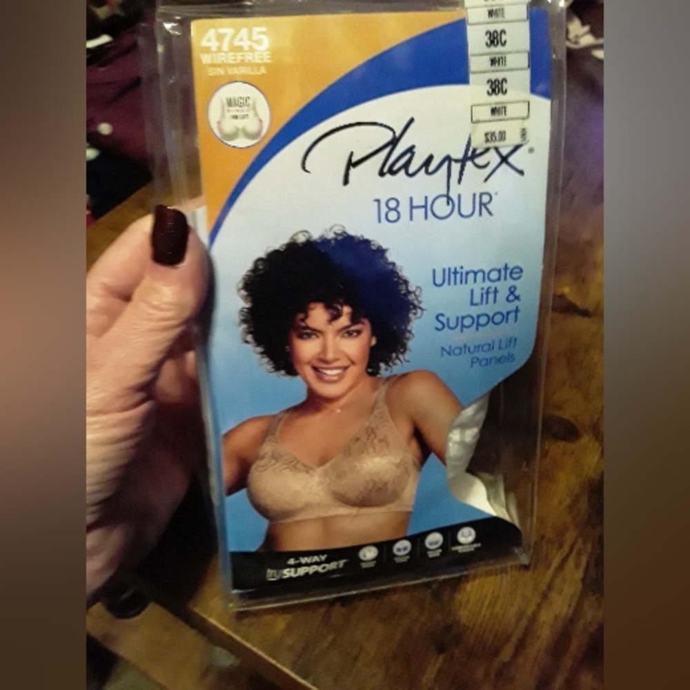 NWT 38C Playtex Whitev18 Hour Ultimate Lift & Support Lined Wirefree Comfy Bra